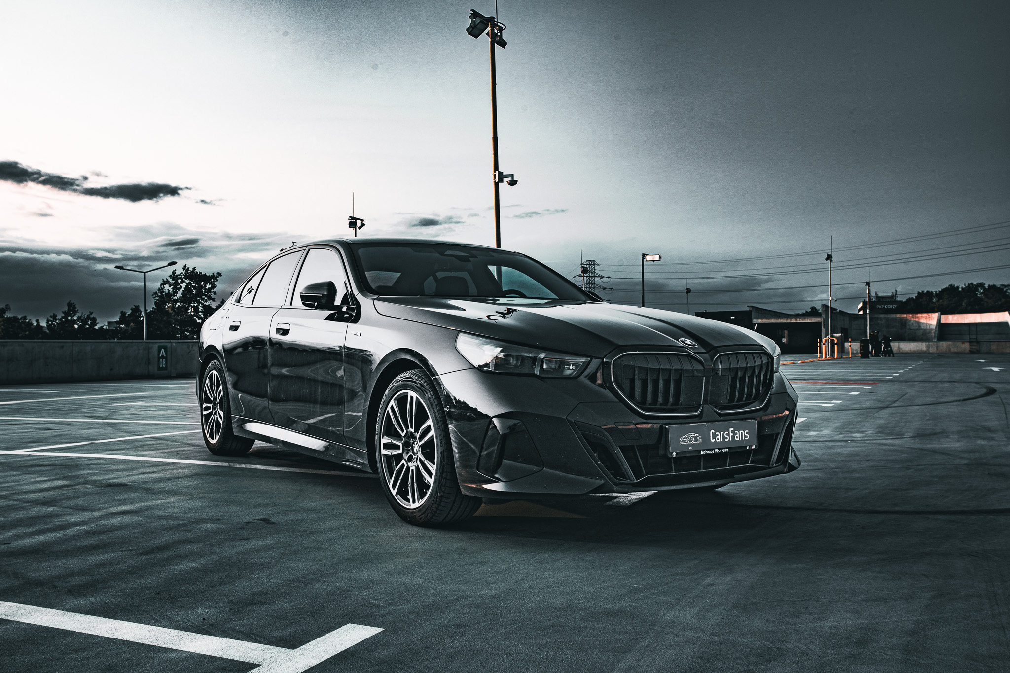 BMW 520d wynajem Katowice – widok z przodu