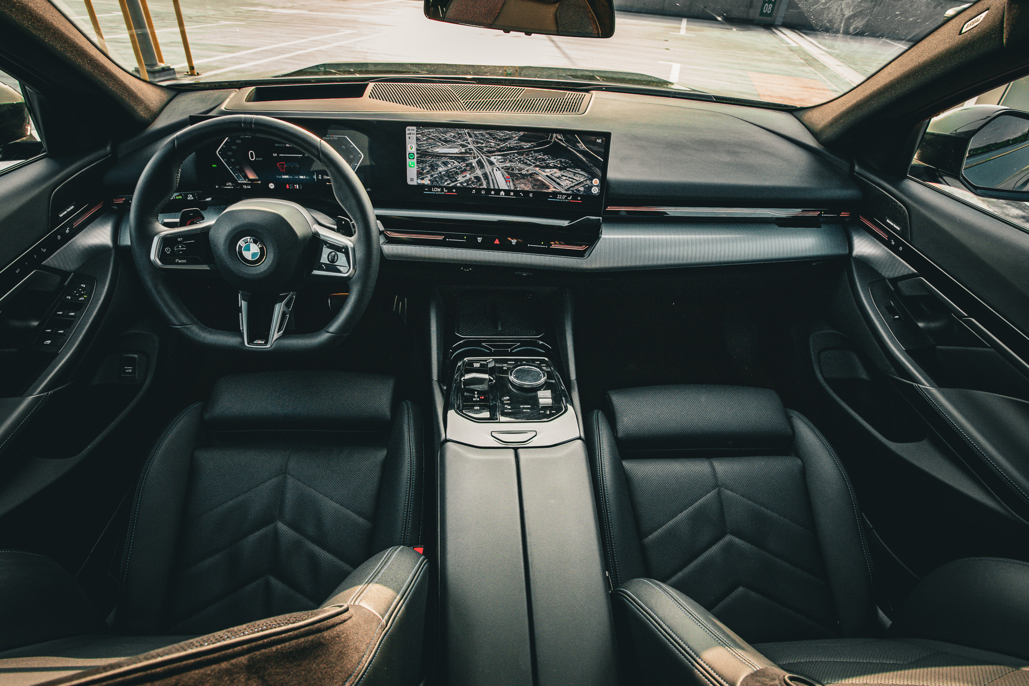 BMW 520d wynajem Katowice – wnętrze